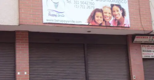 CONSULTORIO ODONTOGICO BE HAPPY SMILE CONSULTORIO ODONTOGICO BE HAPPY SMILE